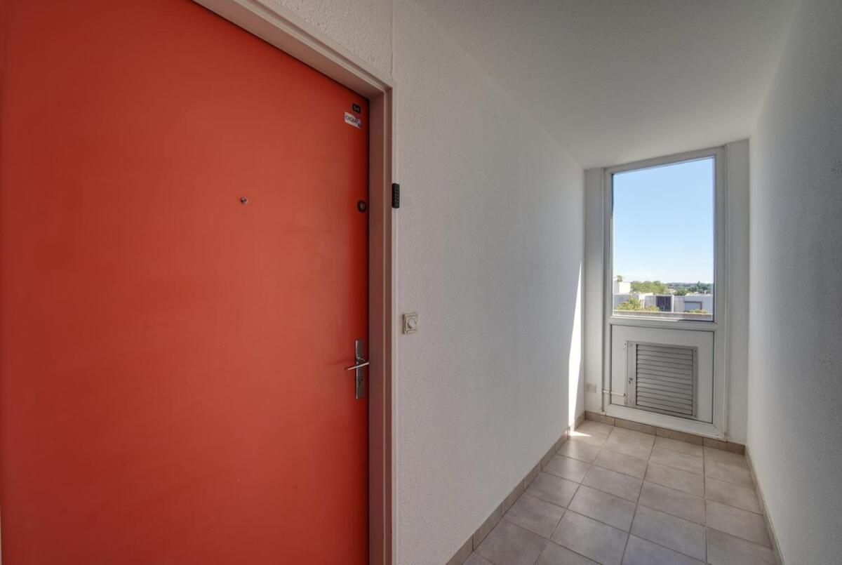 La - Balcon - Parc Des Expo - Stade - Arrivée Autonome Nîmes